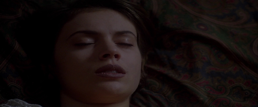 charmed-online-dot-net_EmbraceOfTheVampire1208.jpg