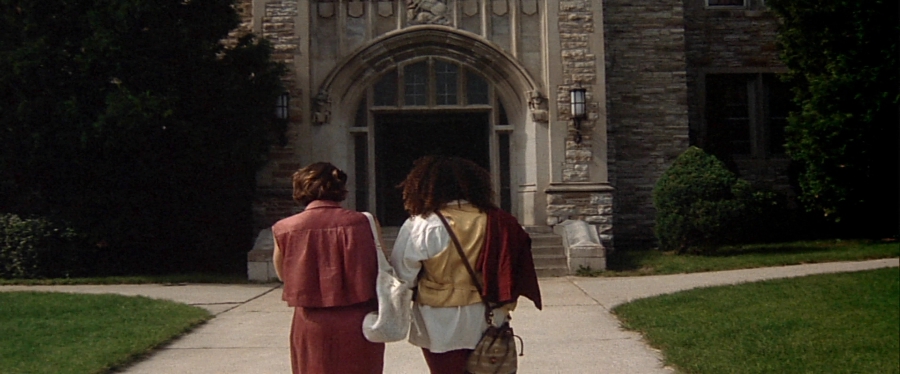 charmed-online-dot-net_EmbraceOfTheVampire1507.jpg