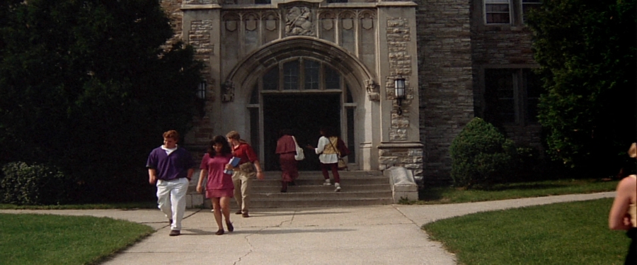 charmed-online-dot-net_EmbraceOfTheVampire1519.jpg
