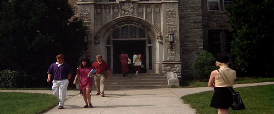 charmed-online-dot-net_EmbraceOfTheVampire1520.jpg