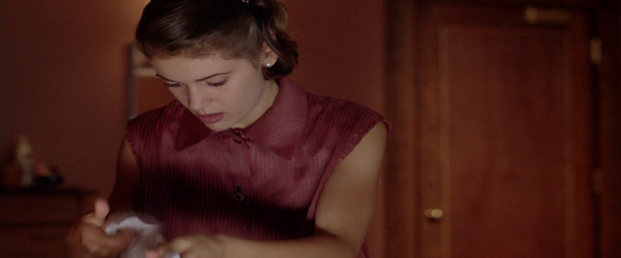 charmed-online-dot-net_EmbraceOfTheVampire1584.jpg charmed-online-dot-net_EmbraceOfTheVampire1584.jpg