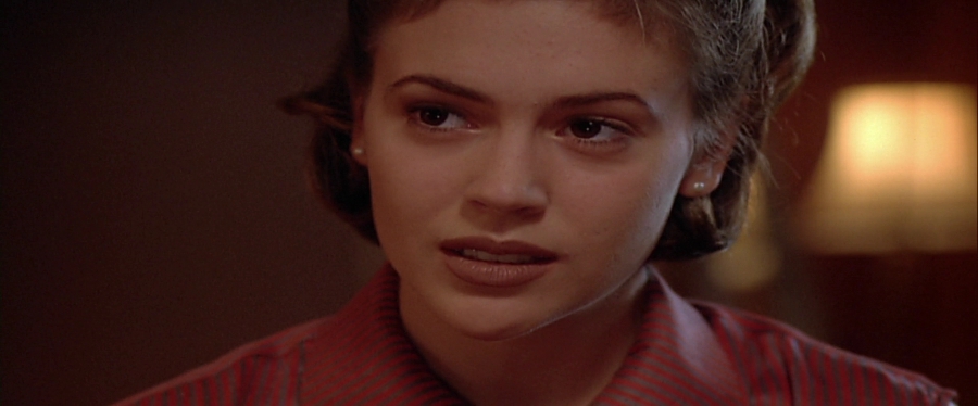 charmed-online-dot-net_EmbraceOfTheVampire1655.jpg