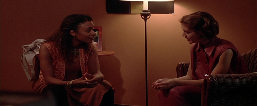 charmed-online-dot-net_EmbraceOfTheVampire1678.jpg charmed-online-dot-net_EmbraceOfTheVampire1678.jpg