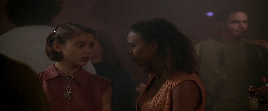 charmed-online-dot-net_EmbraceOfTheVampire1747.jpg