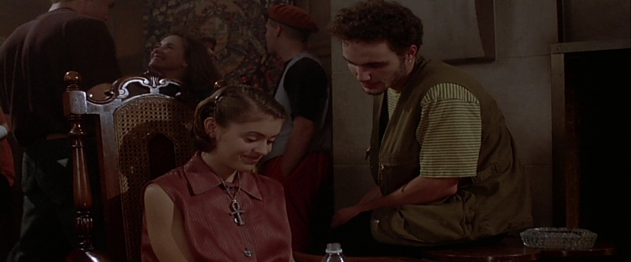 charmed-online-dot-net_EmbraceOfTheVampire1802.jpg