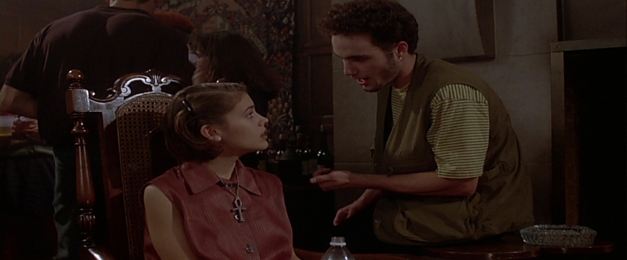 charmed-online-dot-net_EmbraceOfTheVampire1807.jpg