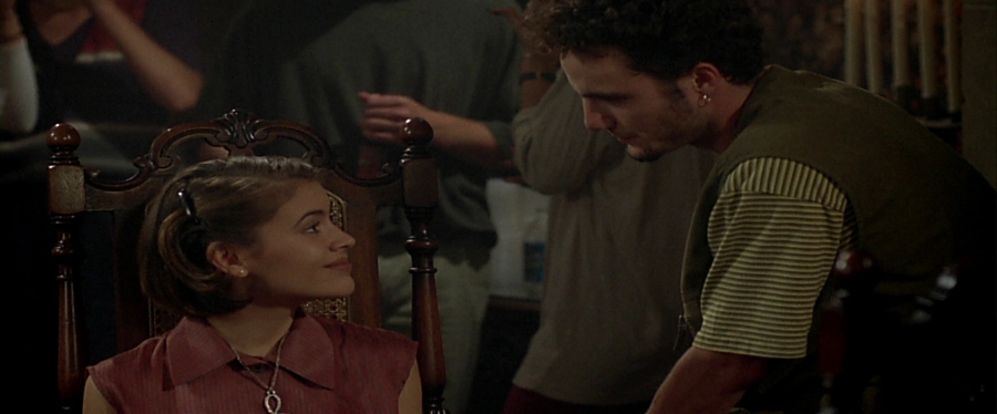 charmed-online-dot-net_EmbraceOfTheVampire1823.jpg