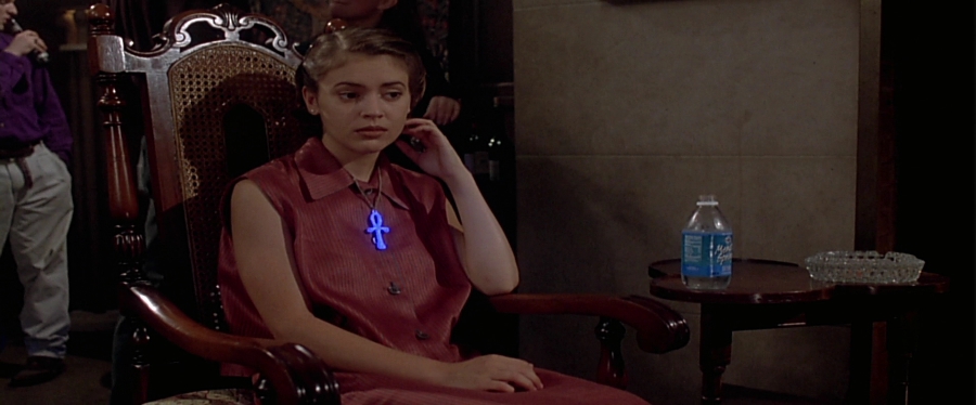 charmed-online-dot-net_EmbraceOfTheVampire1883.jpg charmed-online-dot-net_EmbraceOfTheVampire1883.jpg