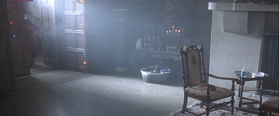 charmed-online-dot-net_EmbraceOfTheVampire1900.jpg