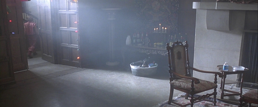 charmed-online-dot-net_EmbraceOfTheVampire1901.jpg