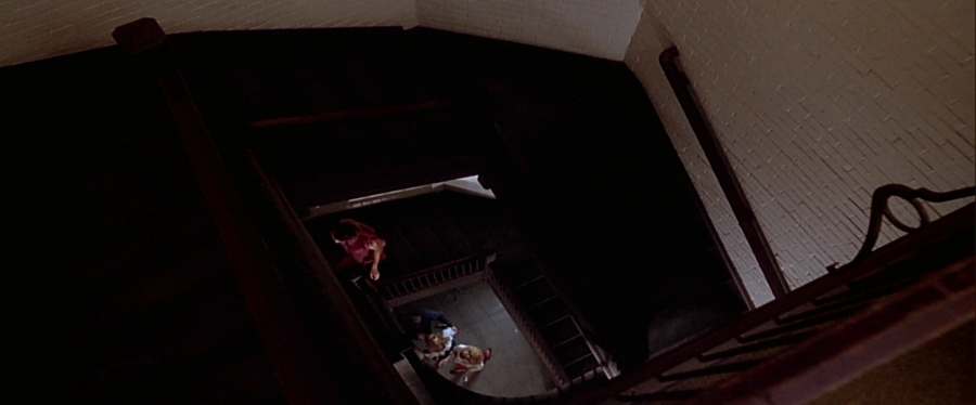 charmed-online-dot-net_EmbraceOfTheVampire1907.jpg