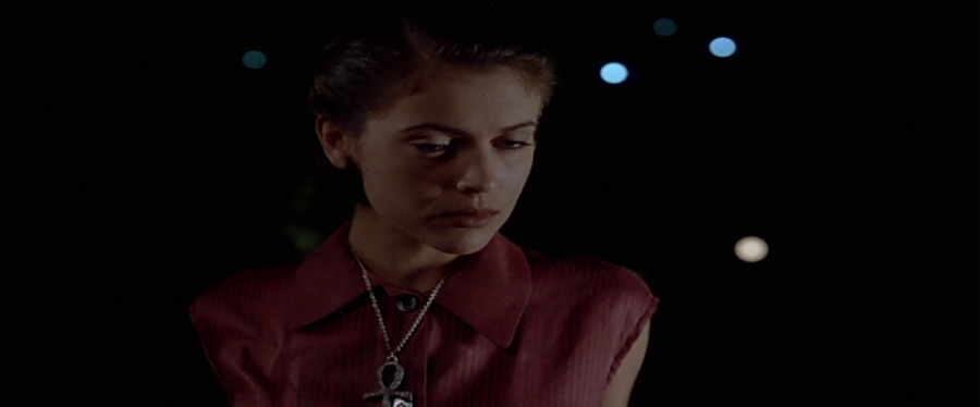 charmed-online-dot-net_EmbraceOfTheVampire1946.jpg