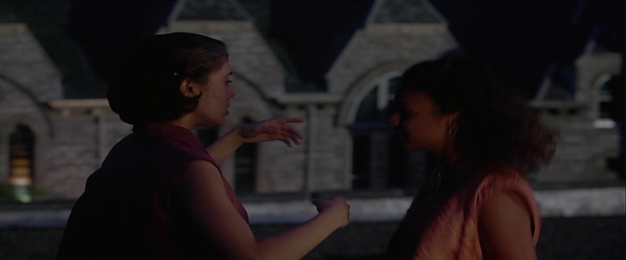 charmed-online-dot-net_EmbraceOfTheVampire2053.jpg