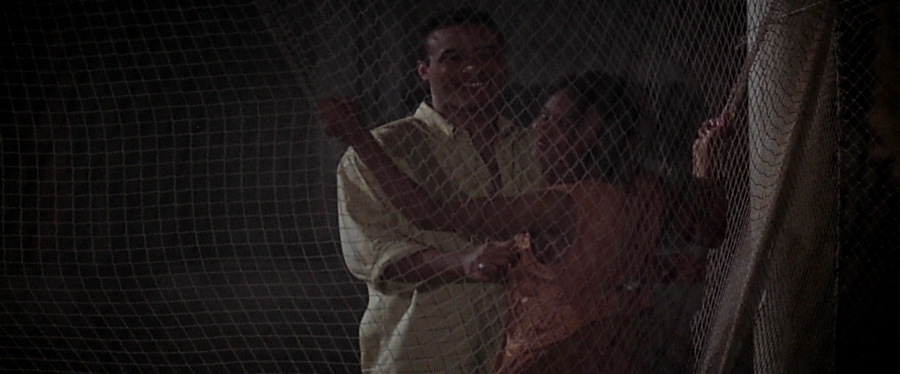 charmed-online-dot-net_EmbraceOfTheVampire2151.jpg