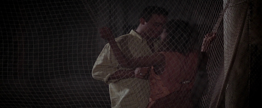 charmed-online-dot-net_EmbraceOfTheVampire2154.jpg