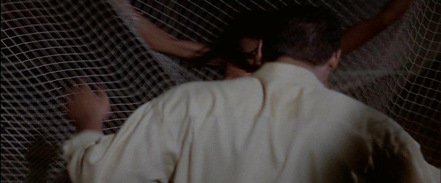 charmed-online-dot-net_EmbraceOfTheVampire2161.jpg