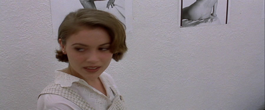 charmed-online-dot-net_EmbraceOfTheVampire2765.jpg