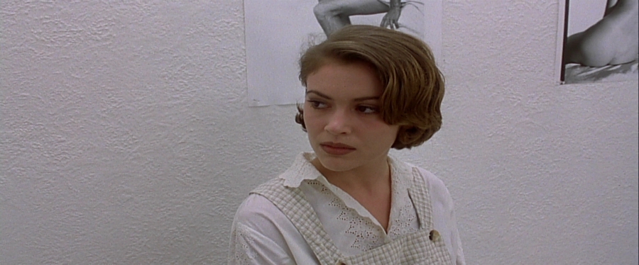 charmed-online-dot-net_EmbraceOfTheVampire2772.jpg