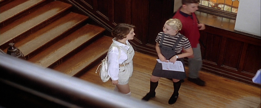 charmed-online-dot-net_EmbraceOfTheVampire3215.jpg