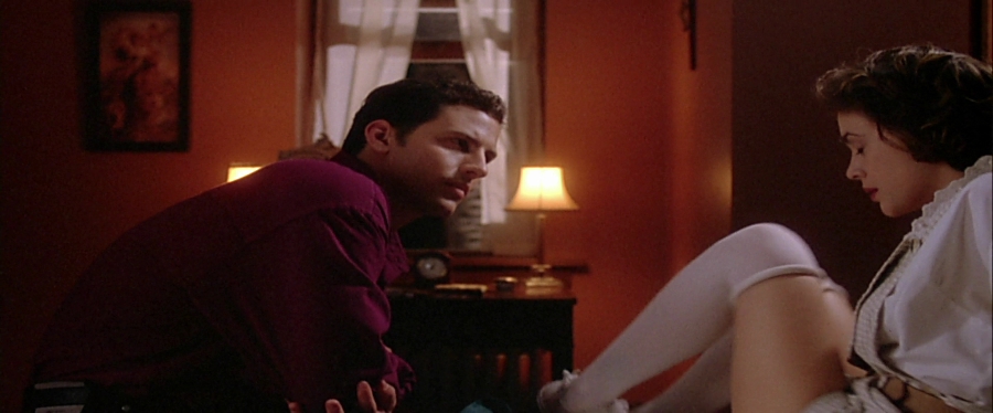 charmed-online-dot-net_EmbraceOfTheVampire3651.jpg