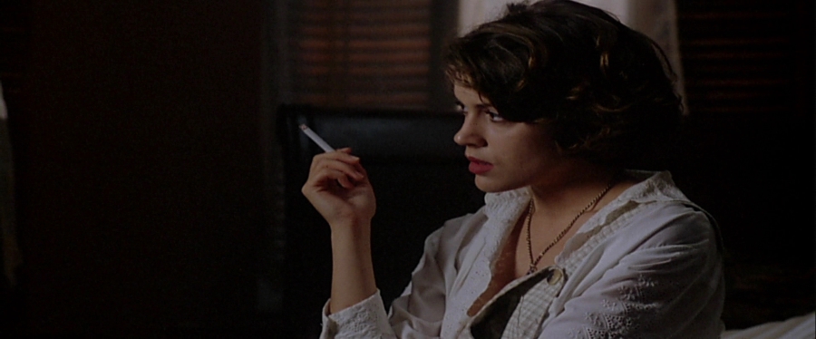 charmed-online-dot-net_EmbraceOfTheVampire3821.jpg