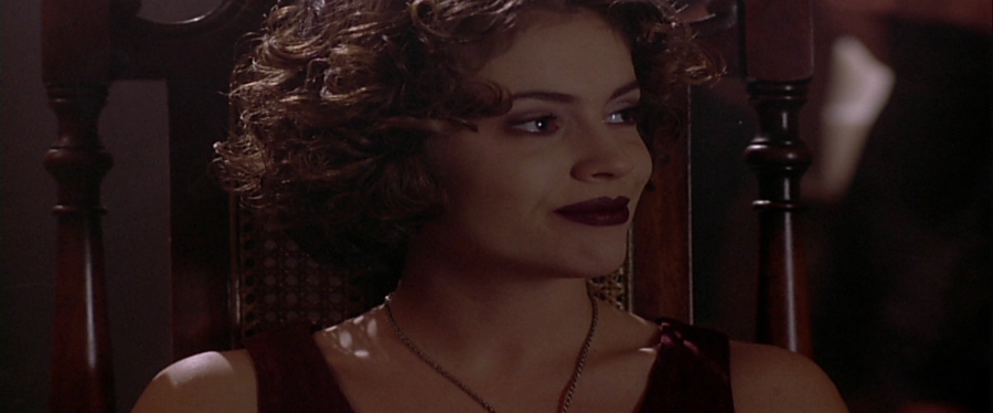 charmed-online-dot-net_EmbraceOfTheVampire3903.jpg
