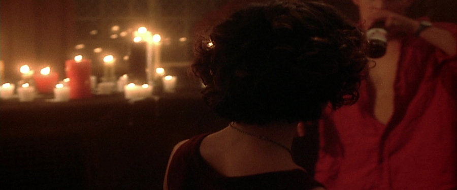 charmed-online-dot-net_EmbraceOfTheVampire4044.jpg