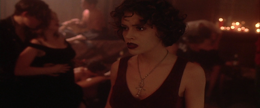 charmed-online-dot-net_EmbraceOfTheVampire4141.jpg