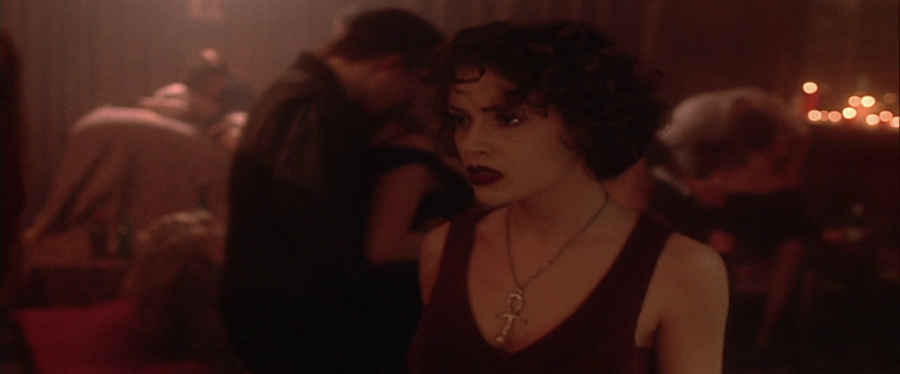 charmed-online-dot-net_EmbraceOfTheVampire4142.jpg