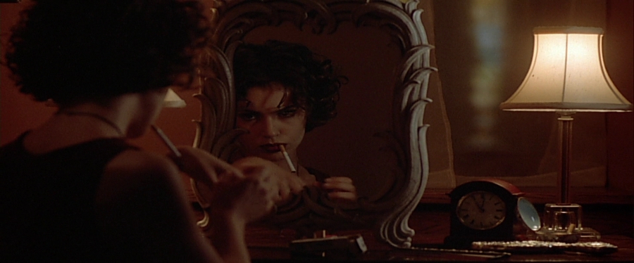 charmed-online-dot-net_EmbraceOfTheVampire4388.jpg