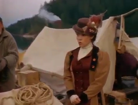 Charmed-Online-dot-nl_Goldrush2014.jpg Charmed-Online-dot-nl_Goldrush2014.jpg