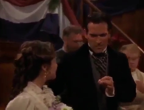 Charmed-Online-dot-nl_Goldrush3840.jpg