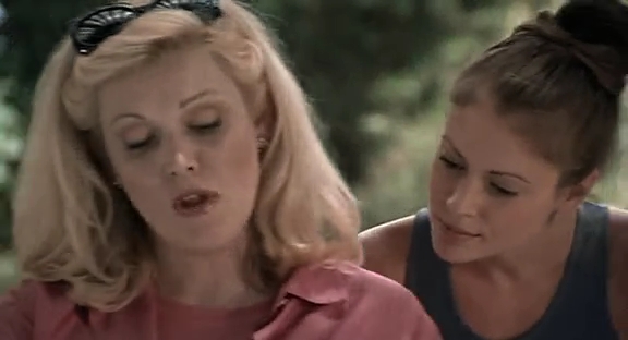 Charmed-Online_dot_nl-HugoPool2401.jpg