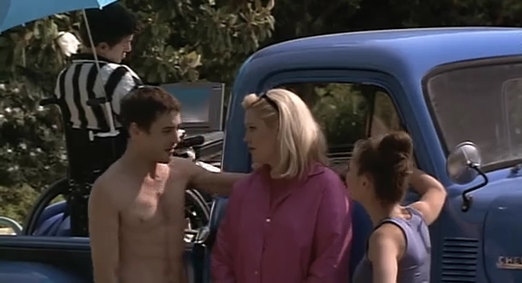 Charmed-Online_dot_nl-HugoPool2653.jpg