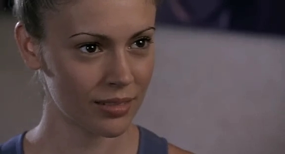 Charmed-Online_dot_nl-HugoPool4420.jpg