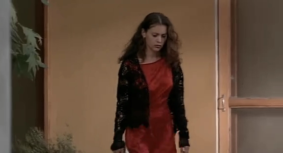 Charmed-Online_dot_nl-HugoPool5091.jpg