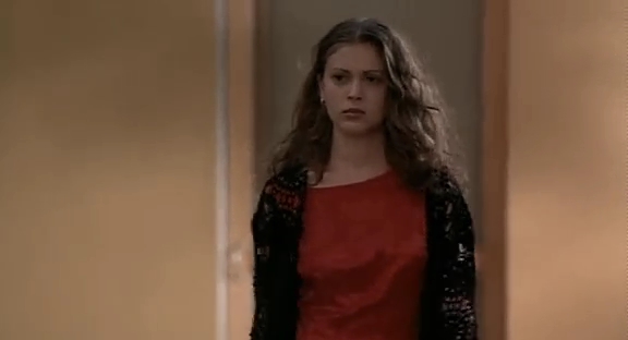 Charmed-Online_dot_nl-HugoPool5096.jpg