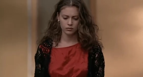 Charmed-Online_dot_nl-HugoPool5099.jpg