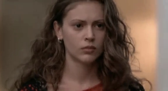 Charmed-Online_dot_nl-HugoPool5102.jpg