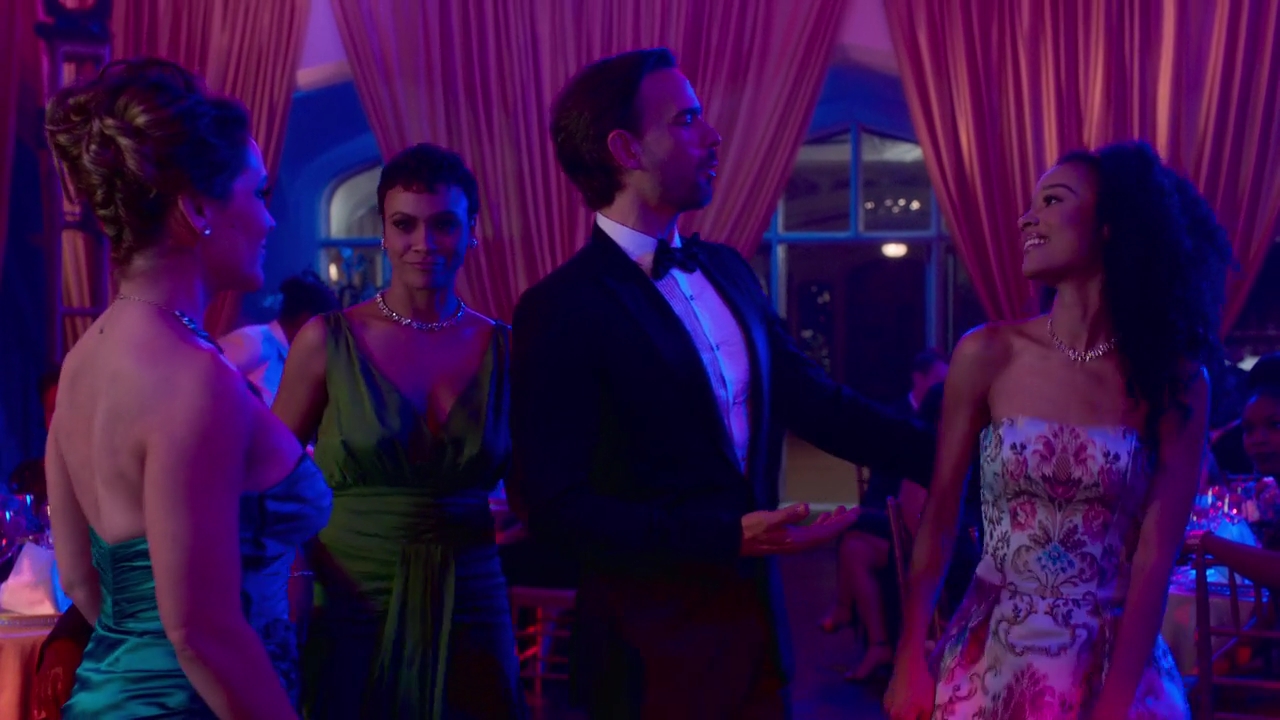 Charmed-Online-dot-NL_Insatiable1x01-2481.jpg