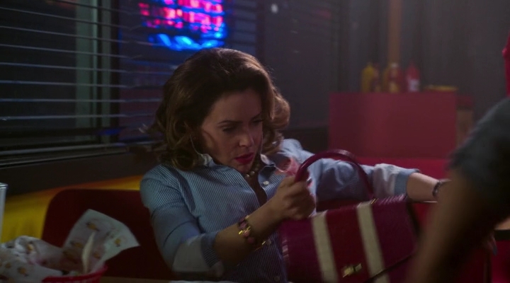 Charmed-Online-dot-nl_Insatiable2x01-01110.jpg