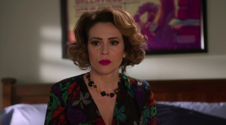 Charmed-Online-dot-nl_Insatiable2x02-00563.jpg