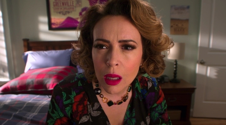 Charmed-Online-dot-nl_Insatiable2x02-00575.jpg