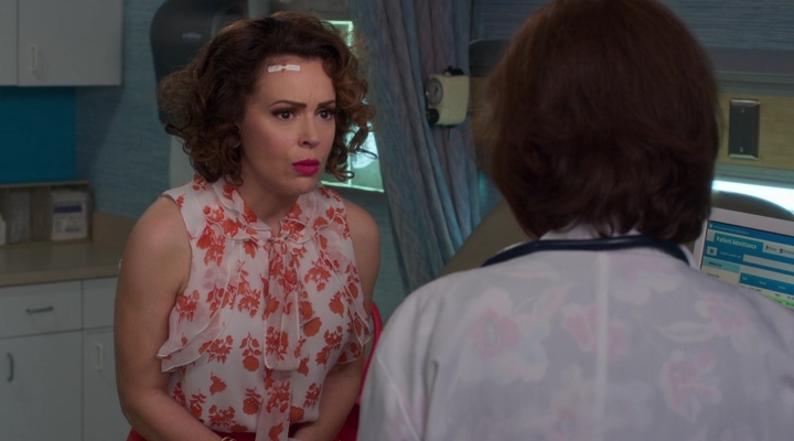 Charmed-Online-dot-nl_Insatiable2x08-00611.jpg
