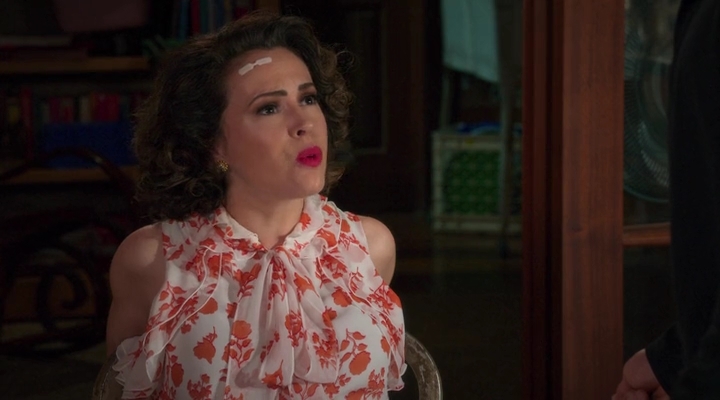 Charmed-Online-dot-nl_Insatiable2x09-00024.jpg