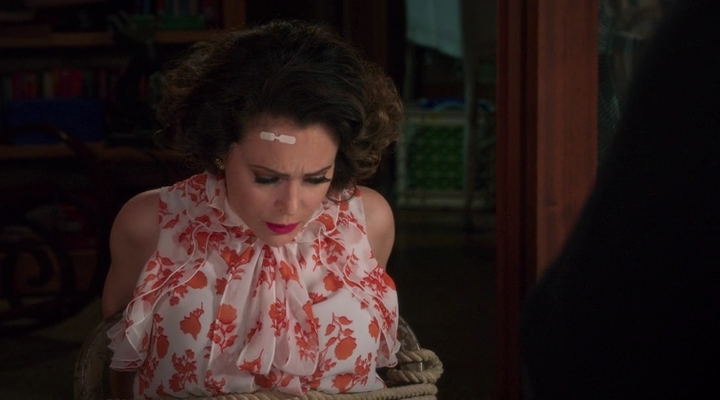 Charmed-Online-dot-nl_Insatiable2x09-00194.jpg