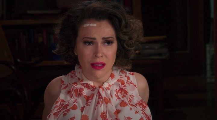 Charmed-Online-dot-nl_Insatiable2x09-00208.jpg