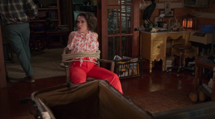 Charmed-Online-dot-nl_Insatiable2x09-00364.jpg
