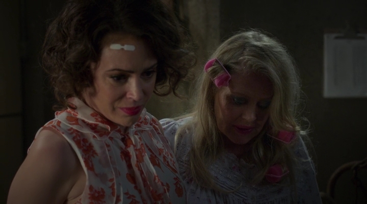 Charmed-Online-dot-nl_Insatiable2x09-00726.jpg