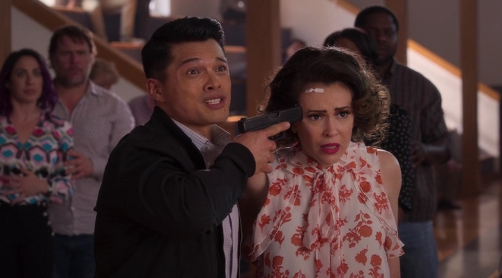 Charmed-Online-dot-nl_Insatiable2x09-00901.jpg